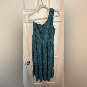 Zesica One-shoulder tiered midi dress -NWOT